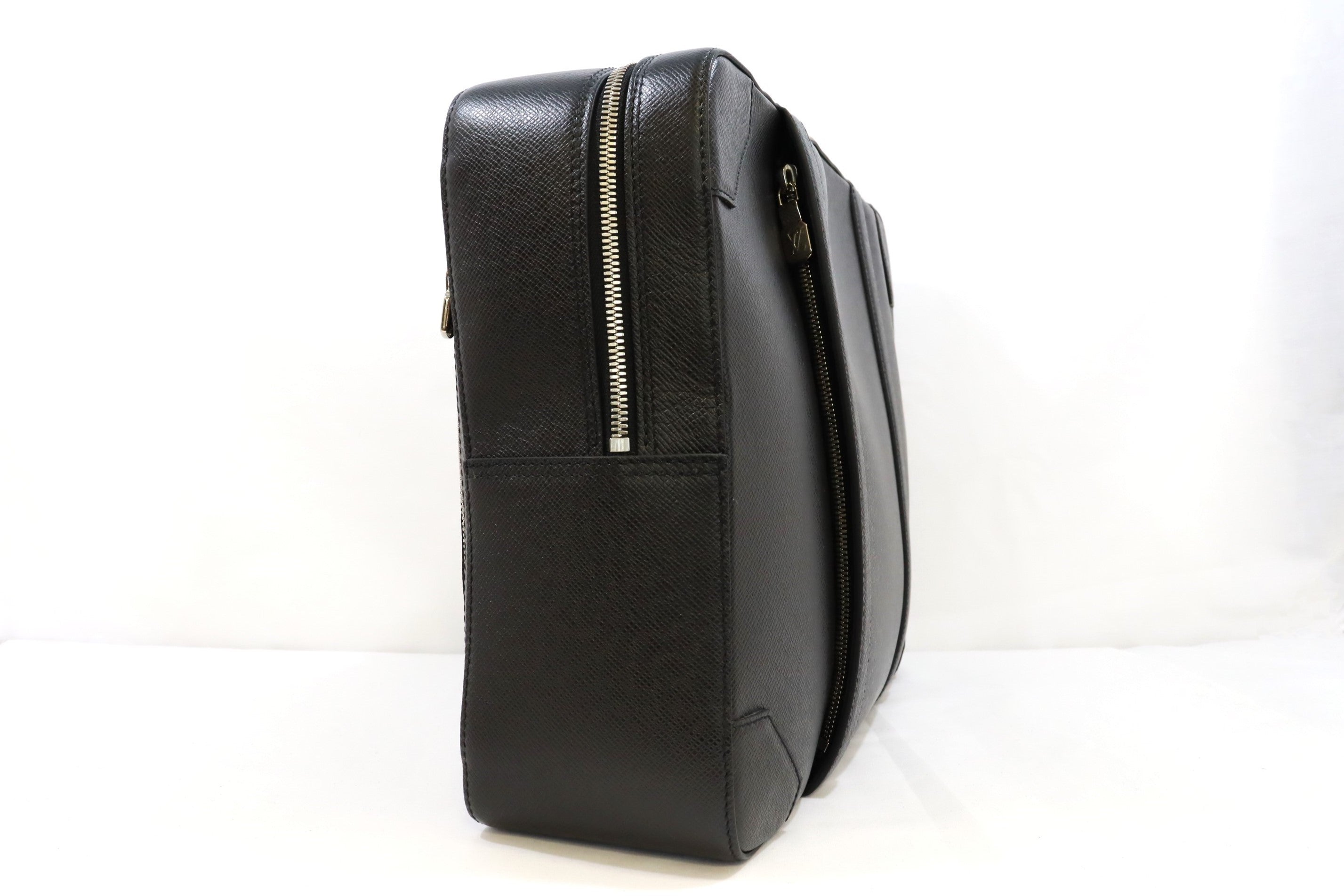 LOUIS VUITTON M30769 BRIEFCASE BAKPACK