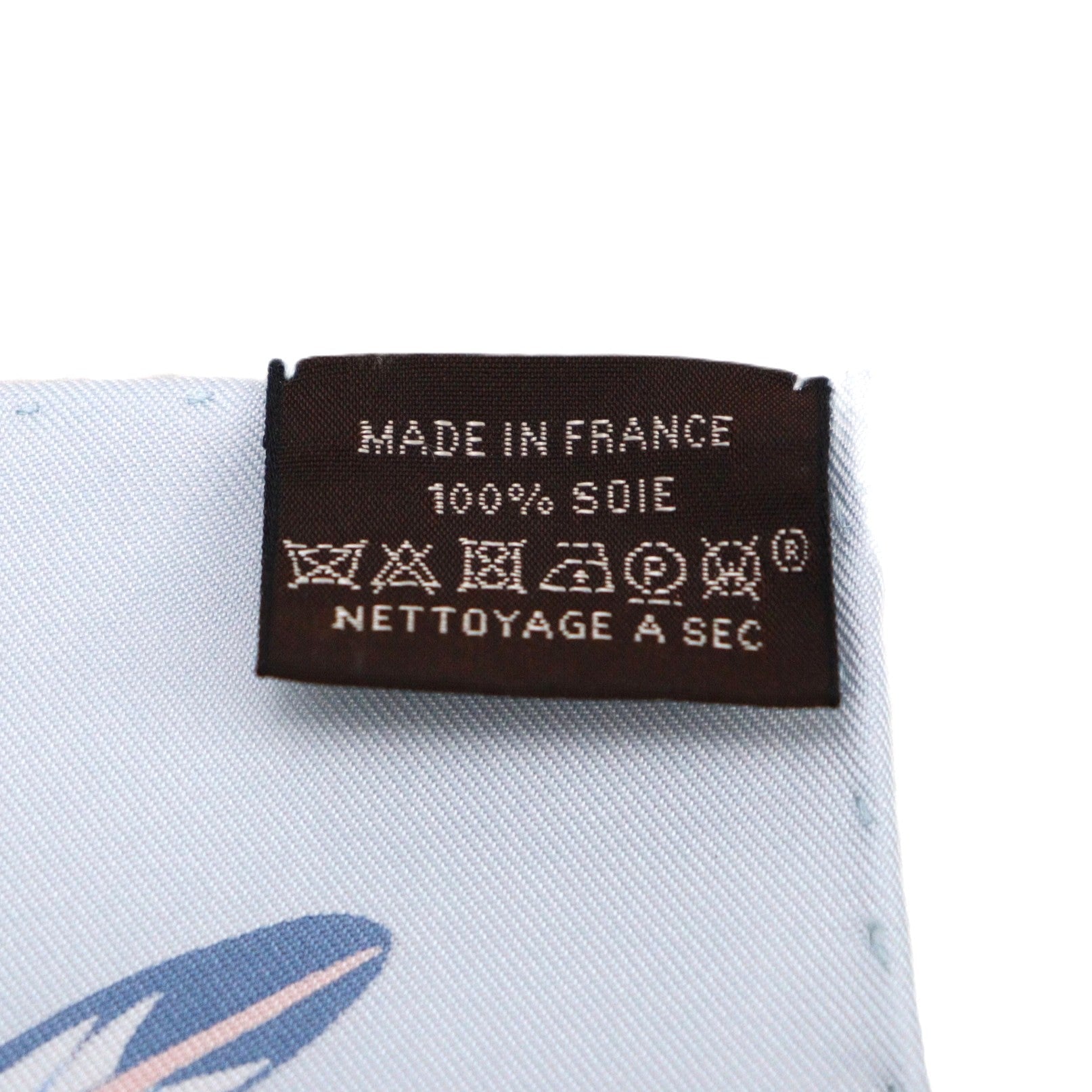 HERMES CARRE90