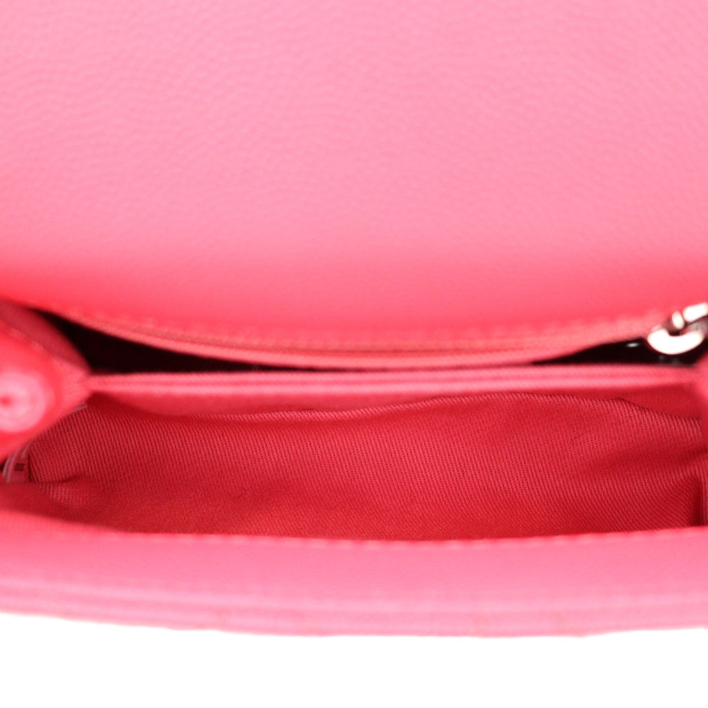 CHANEL HANDBAG