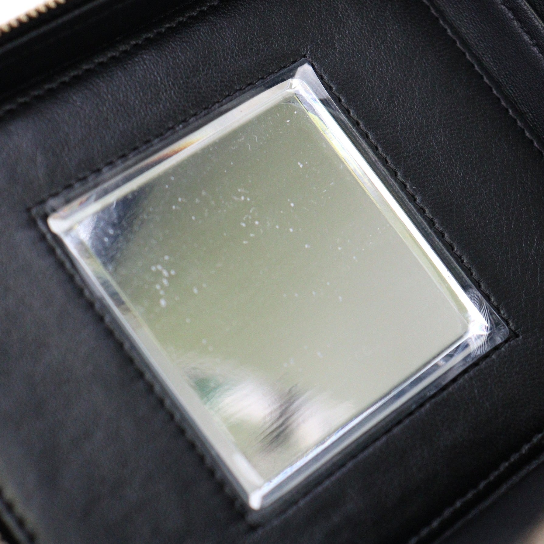 CHANEL AS3171 VANITY BAG