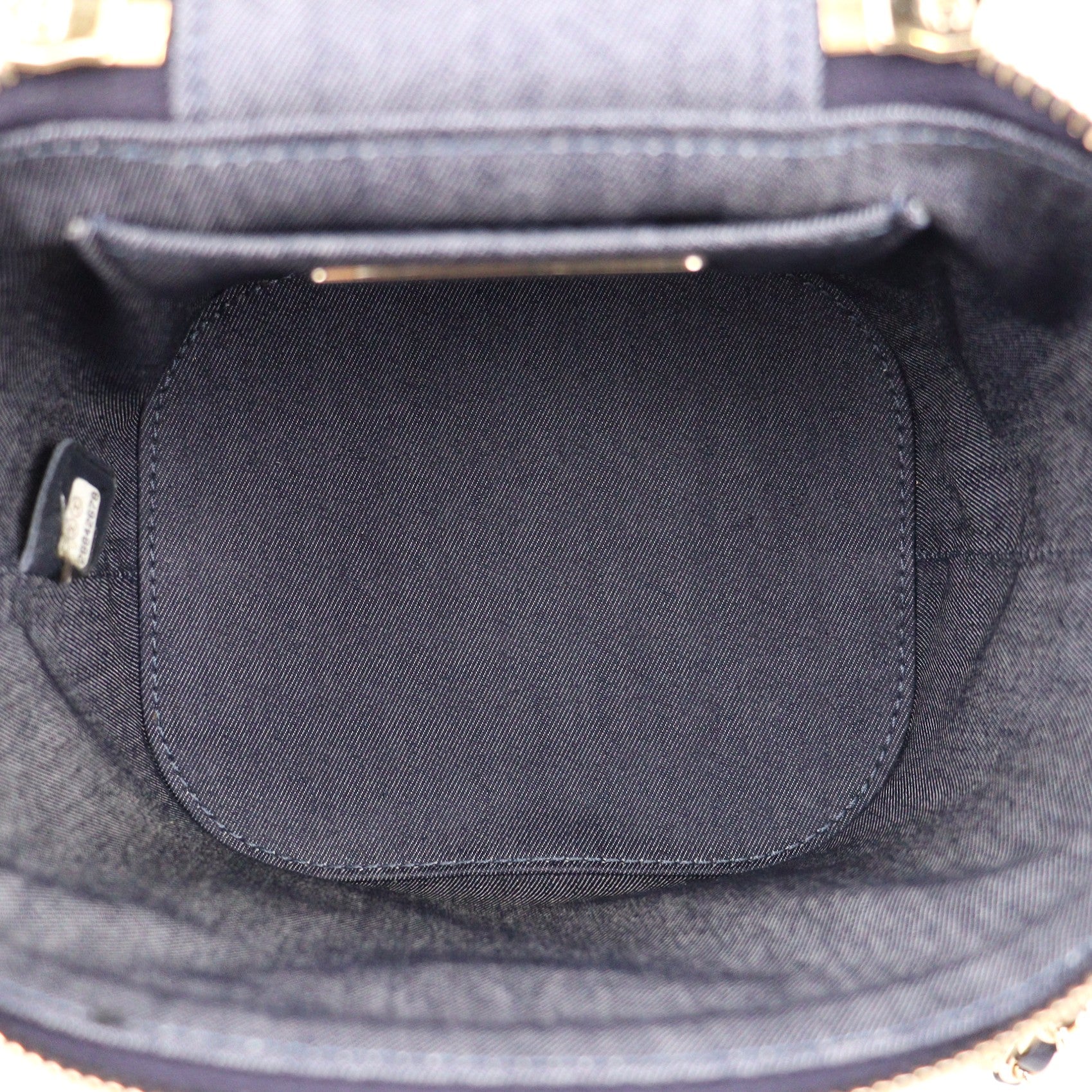 CHANEL AS0323 VANITY BAG