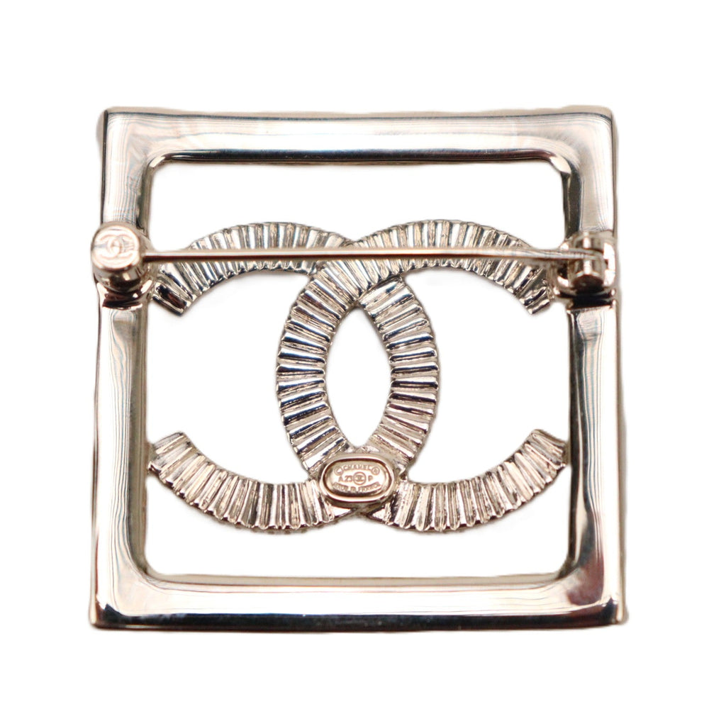 CHANEL ABA293 BROOCH
