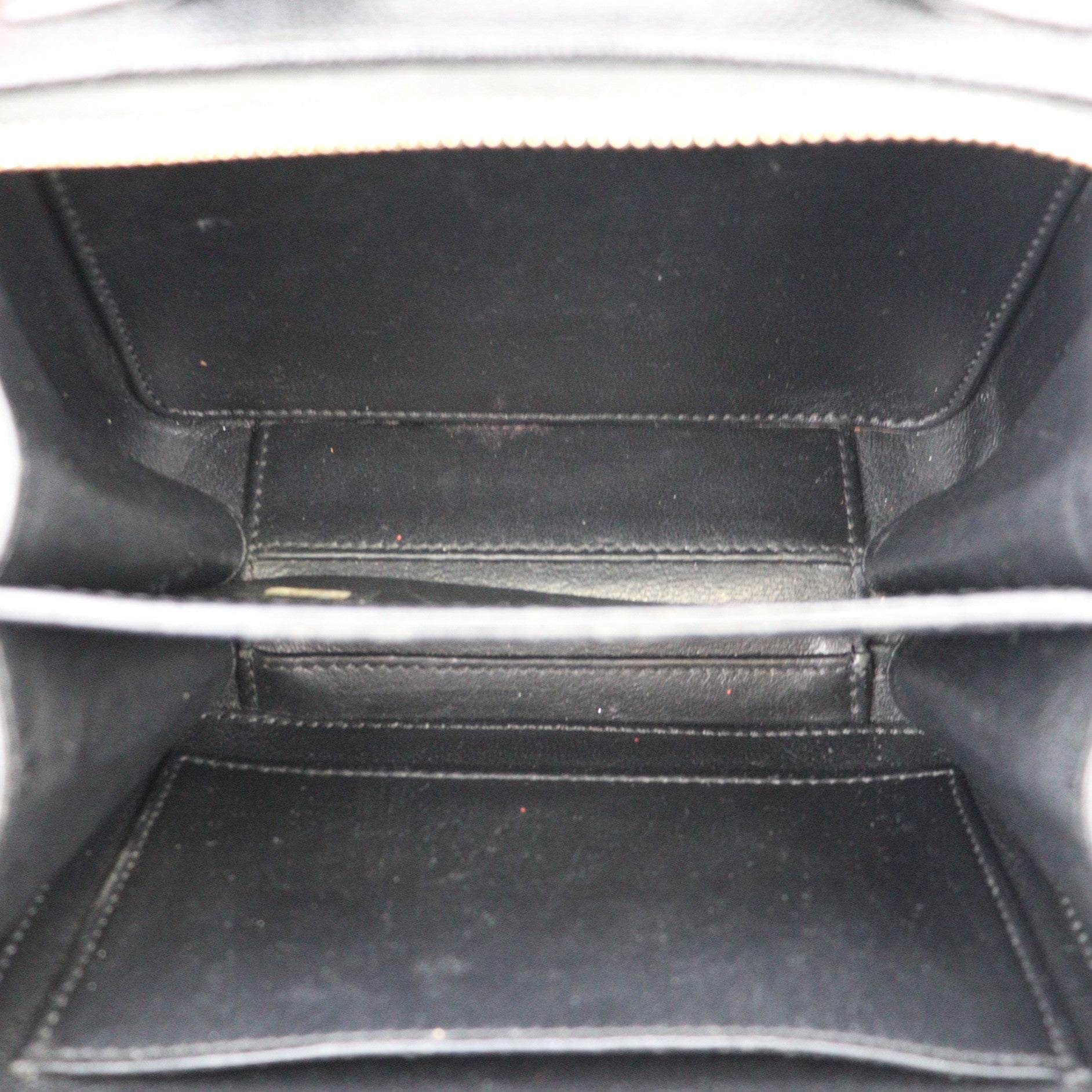 CHANEL 93342 CC FILIGREE VANITY BAG