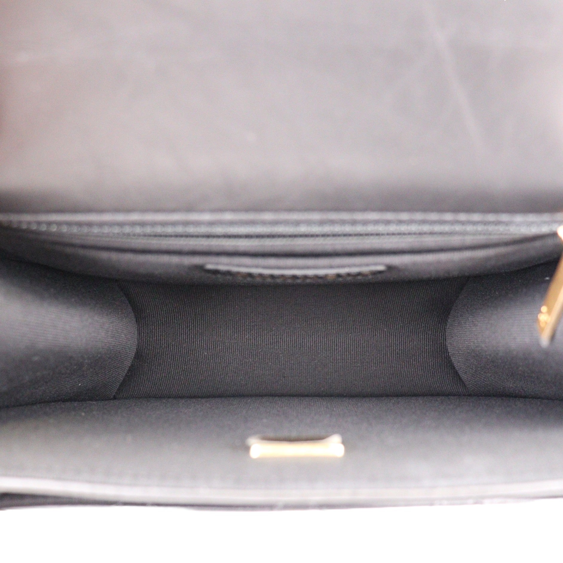 CHANEL AS3932 HANDBAG