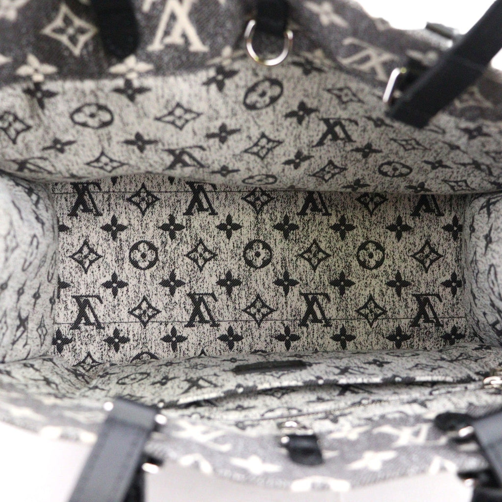 LOUIS VUITTON M46448 ON THE GO MM TOTE BAG