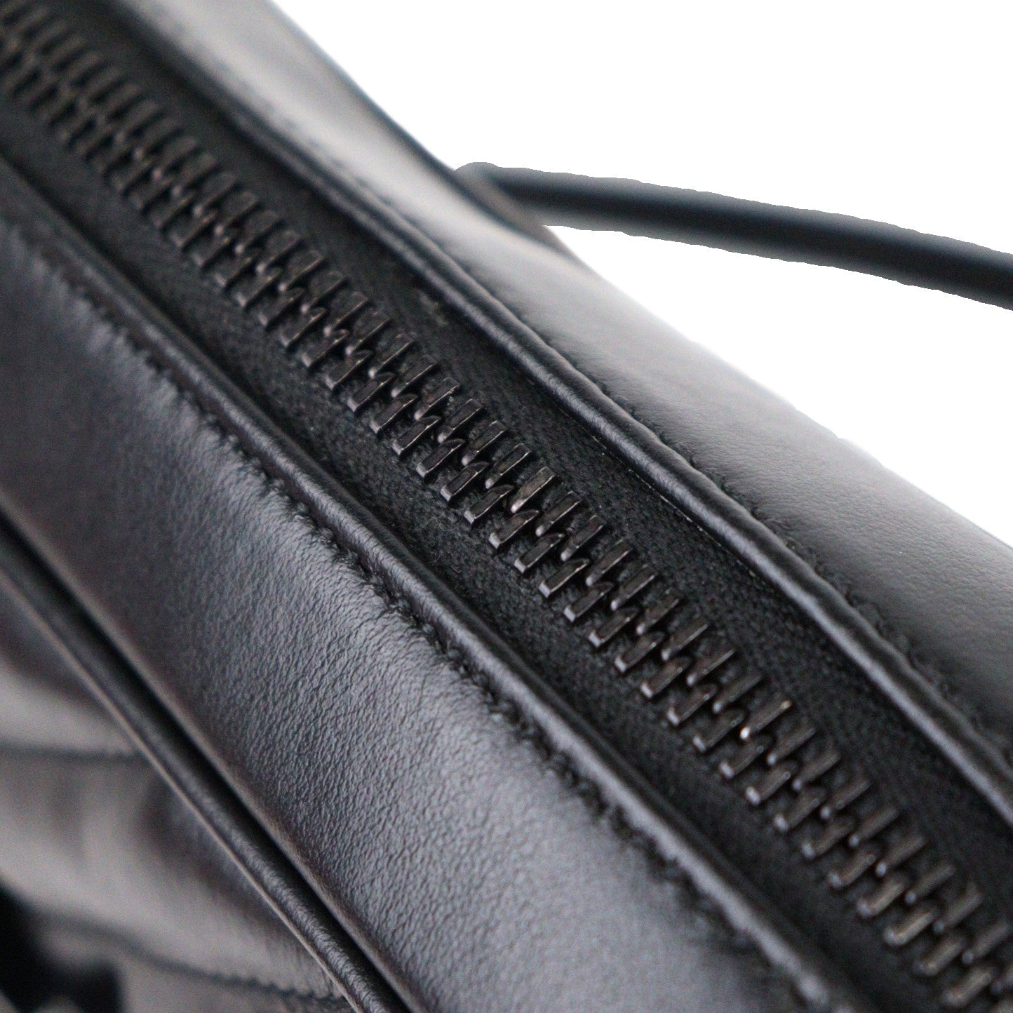SAINT LAURENT 761554 DV708 LOU CROSSBODY BAG