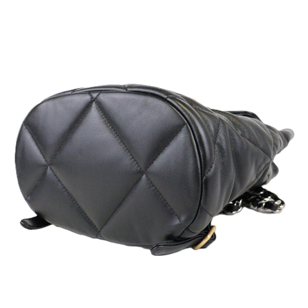 CHANEL AS4223 CHANEL19 BACKPACK