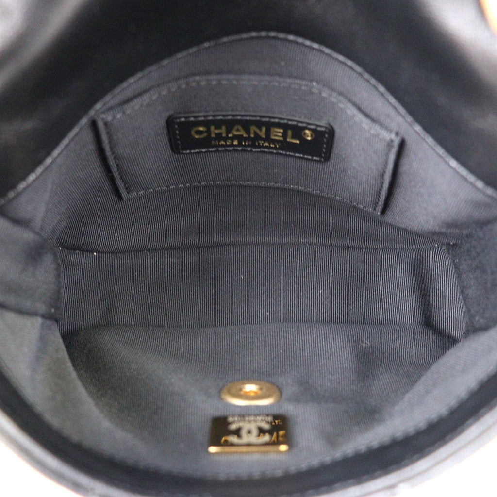CHANEL CROSSBODY BAG