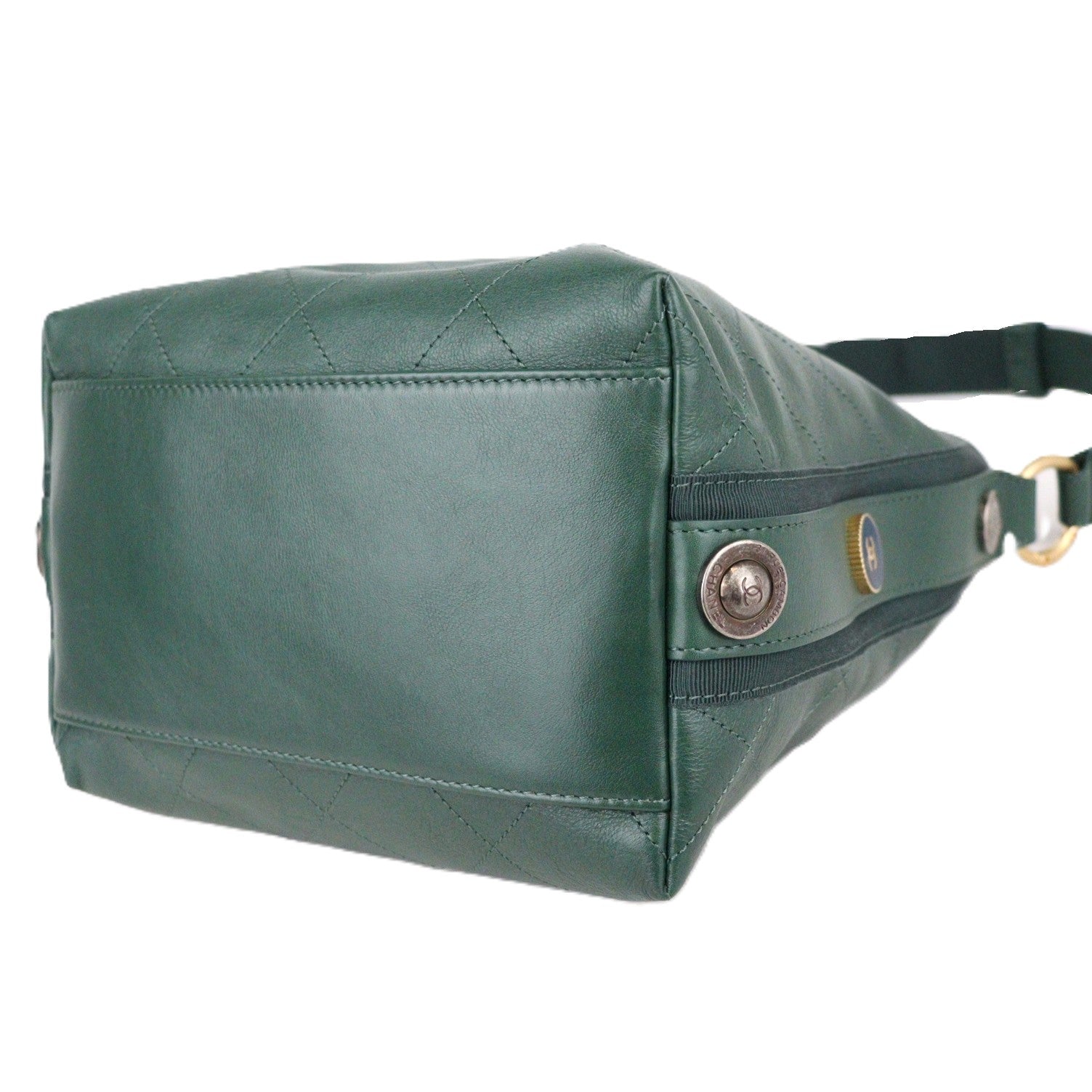 CHANEL 57573 CROSSBODY BAG