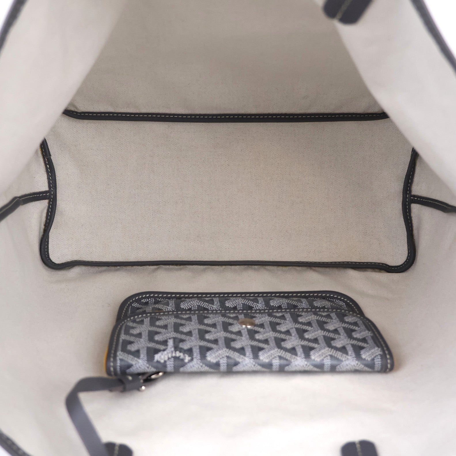 GOYARD SAINT LOUIS PM TOTE BAG