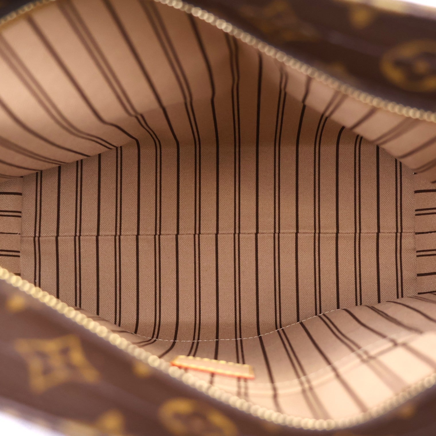 LOUIS VUITTON M12095 PIANO TOTE BAG