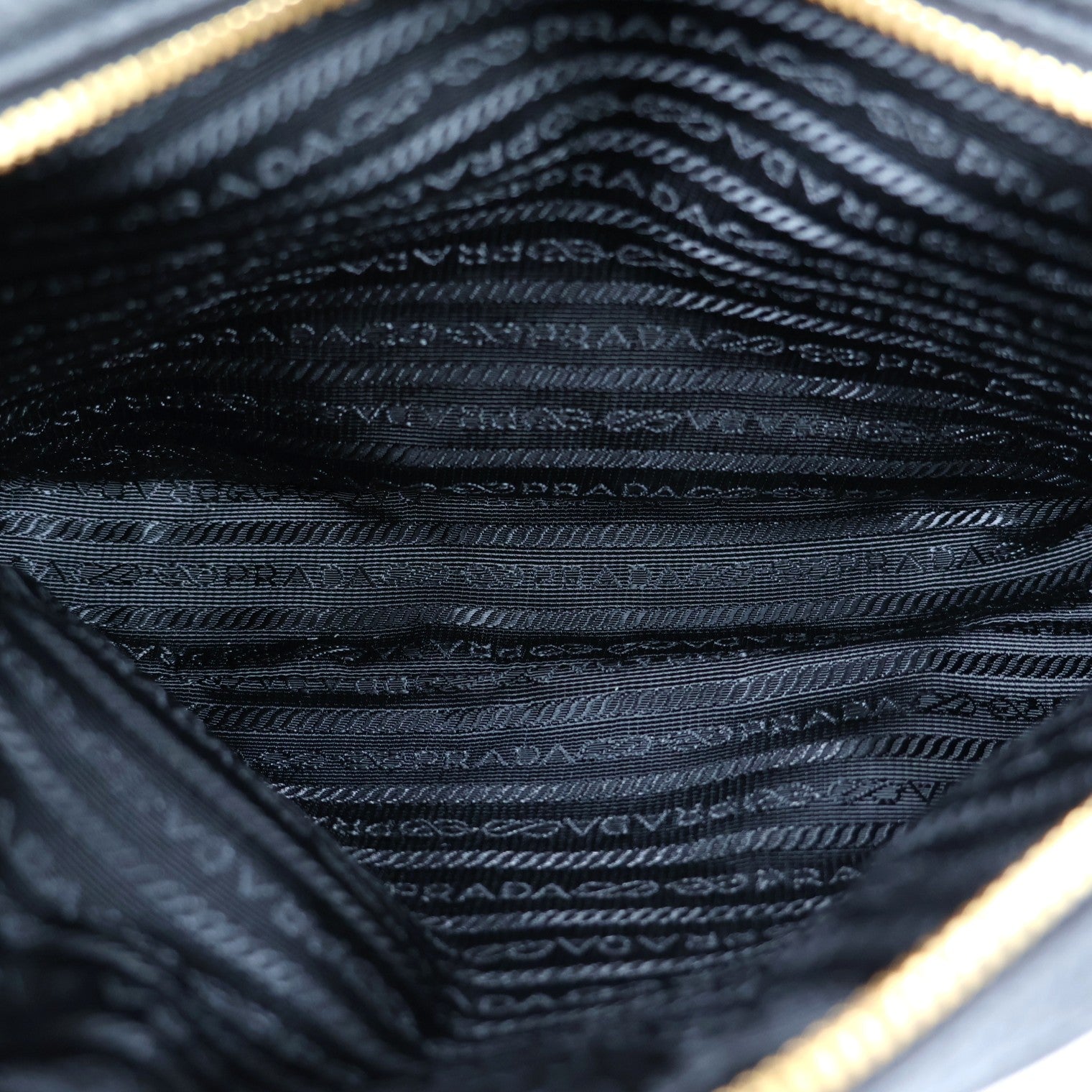 PRADA 1BH079 CROSSBODY BAG
