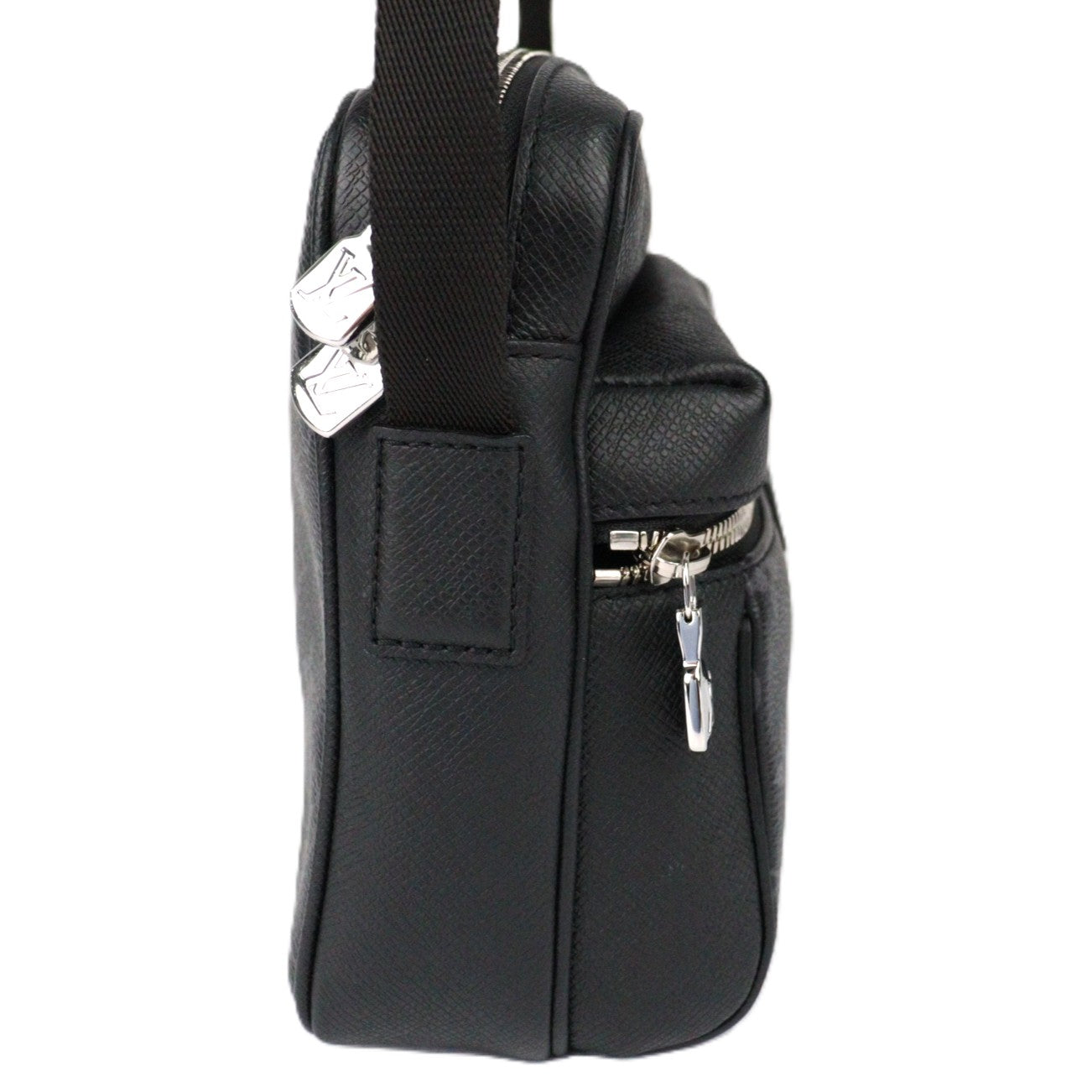 LOUIS VUITTON M30233 OUTDOOR MESSENGER PM CROSSBODY BAG