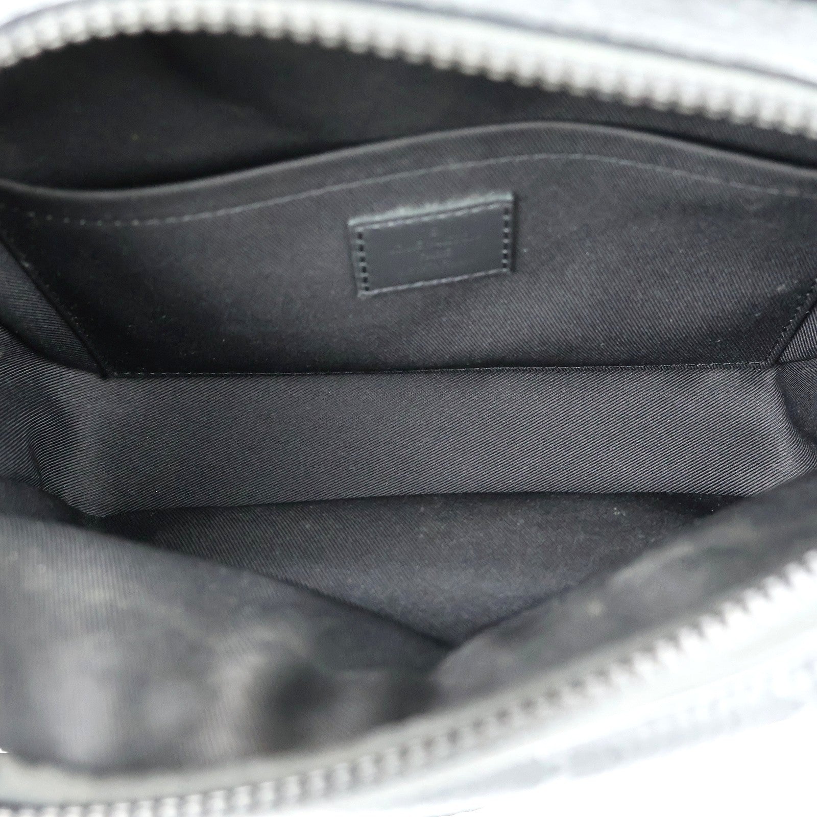 LOUIS VUITTON M58489 S LOCK MESSENGER CROSSBODY BAG