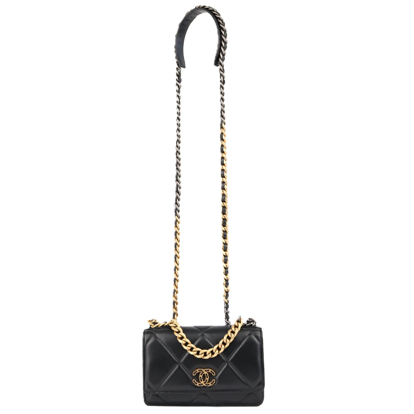 CHANEL AP0957 CHANEL 19 WALLAET ON CHAIN