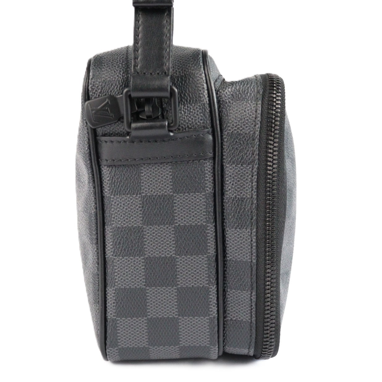 LOUIS VUITTON N40280 UTILITY MESSENGER SHOULDER BAG