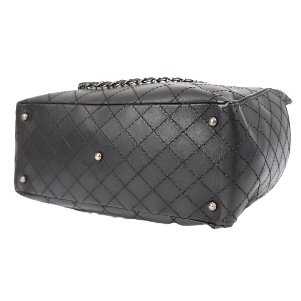 CHANEL HANDBAG