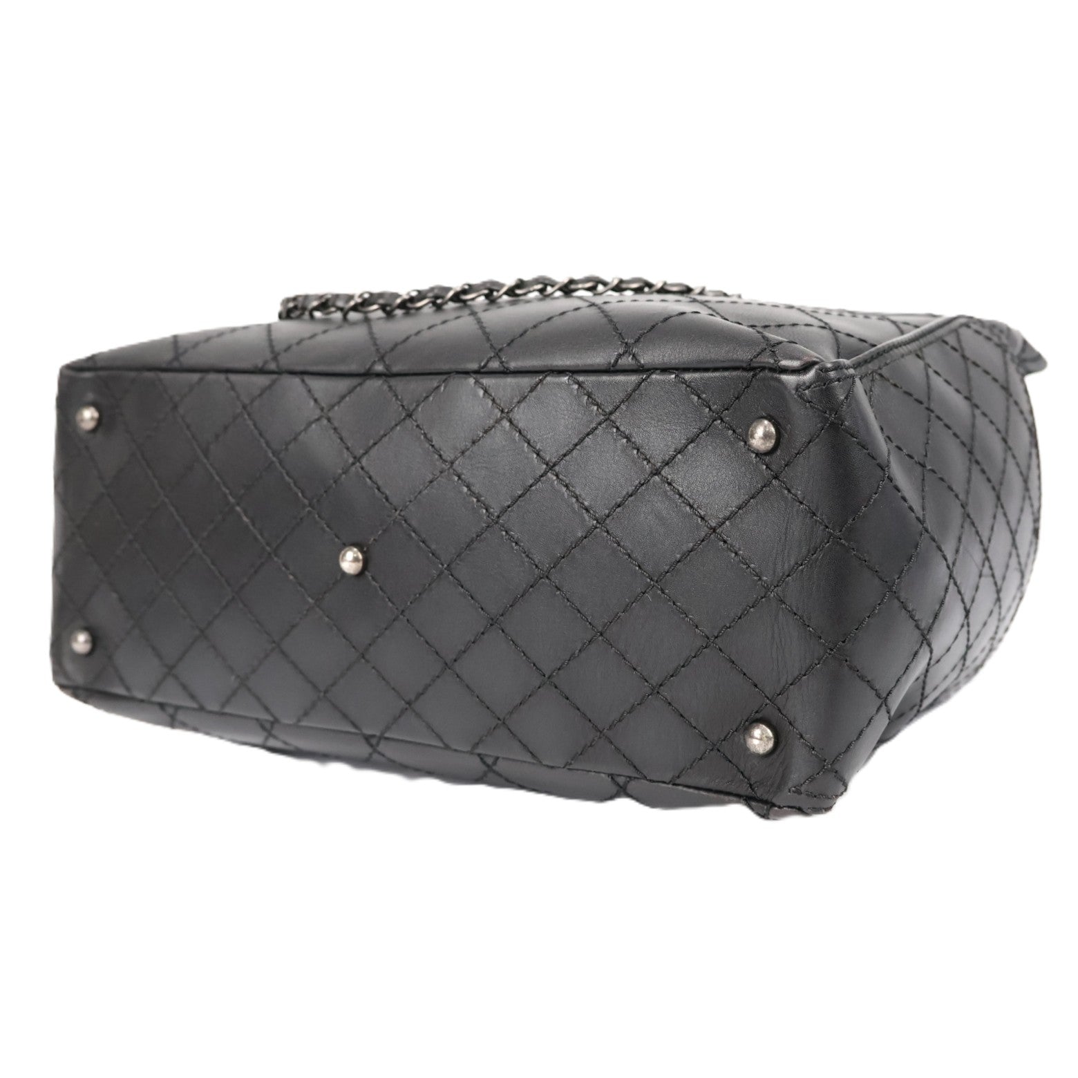 CHANEL HANDBAG
