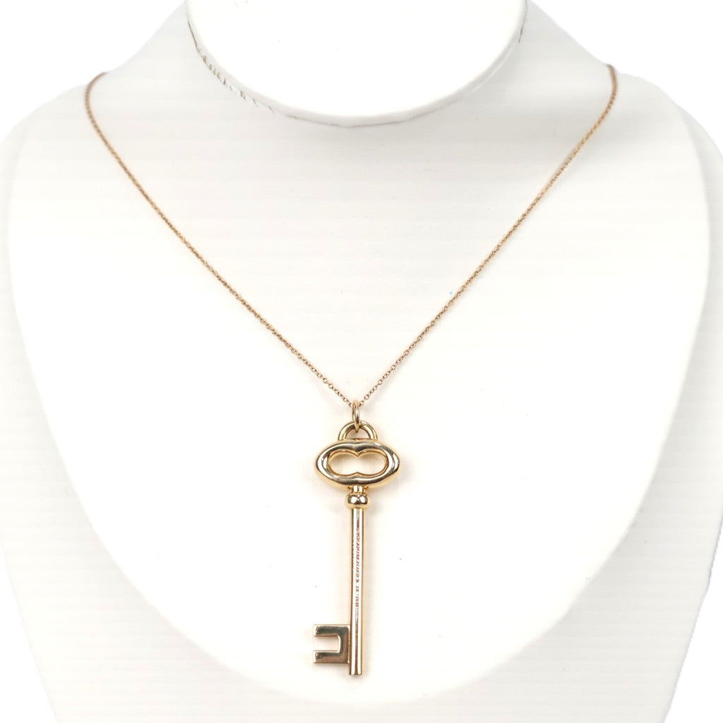TIFFANY & Co. Vintage Oval Key Necklace
