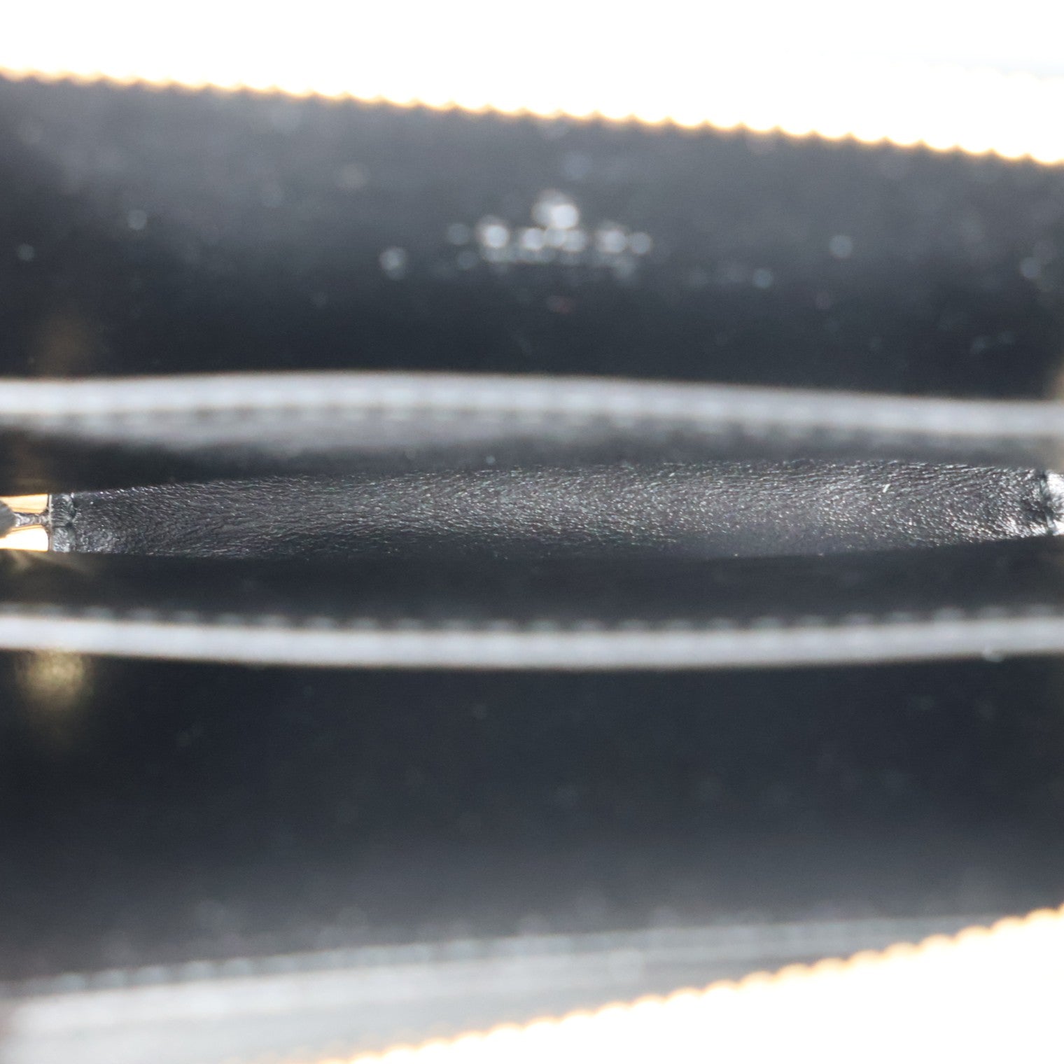 GUCCI 547597 0YA0G COIN PURSE