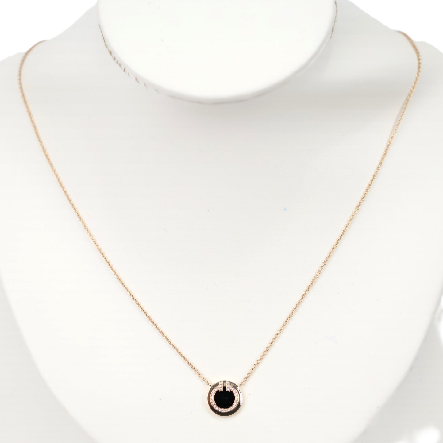 TIFFANY & Co. 67467663 T Circle Necklace