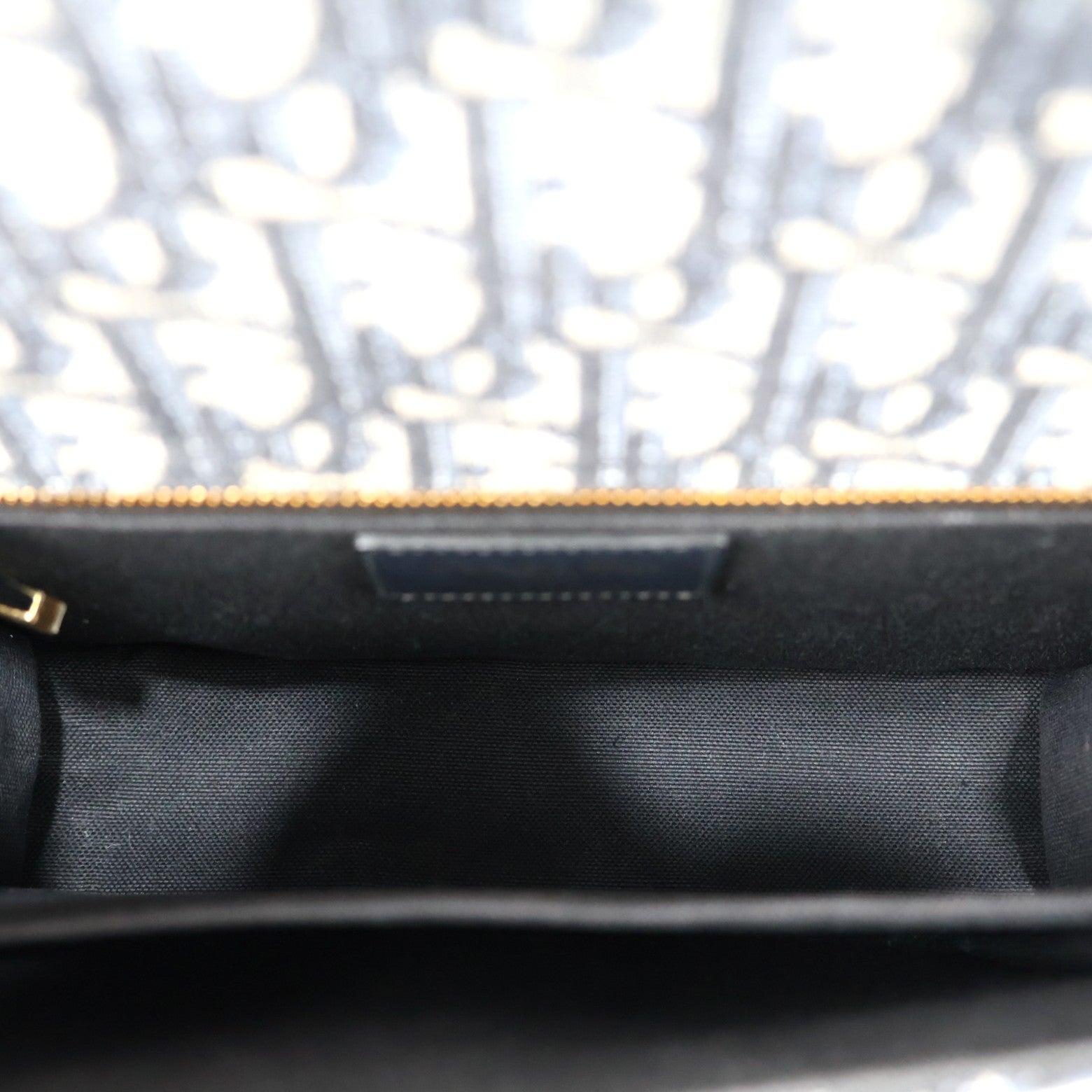 DIOR M9203UTZQ 30 MONTAIGNE SHOULDER BAG