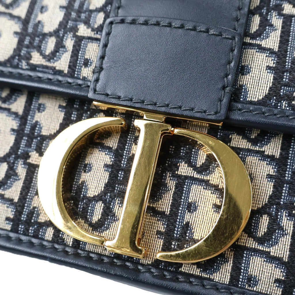 DIOR M9203UTZQ 30 MONTAIGNE SHOULDER BAG
