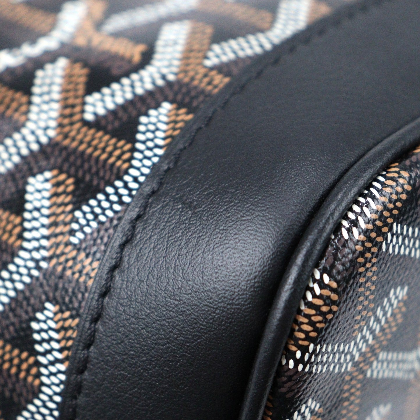 GOYARD PETIT FLOT SHOULDER BAG