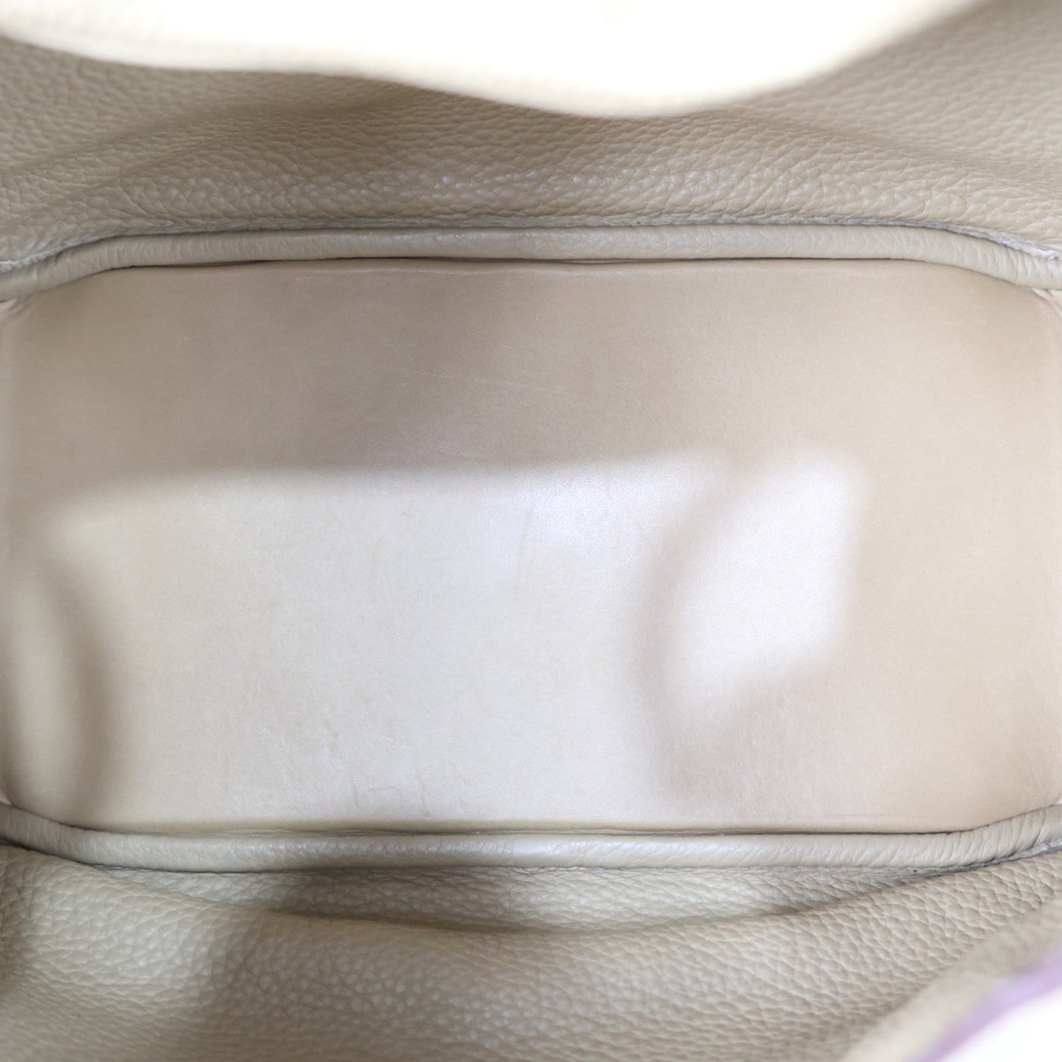 HERMES 073426CK LINDY 30 SHOULDER BAG