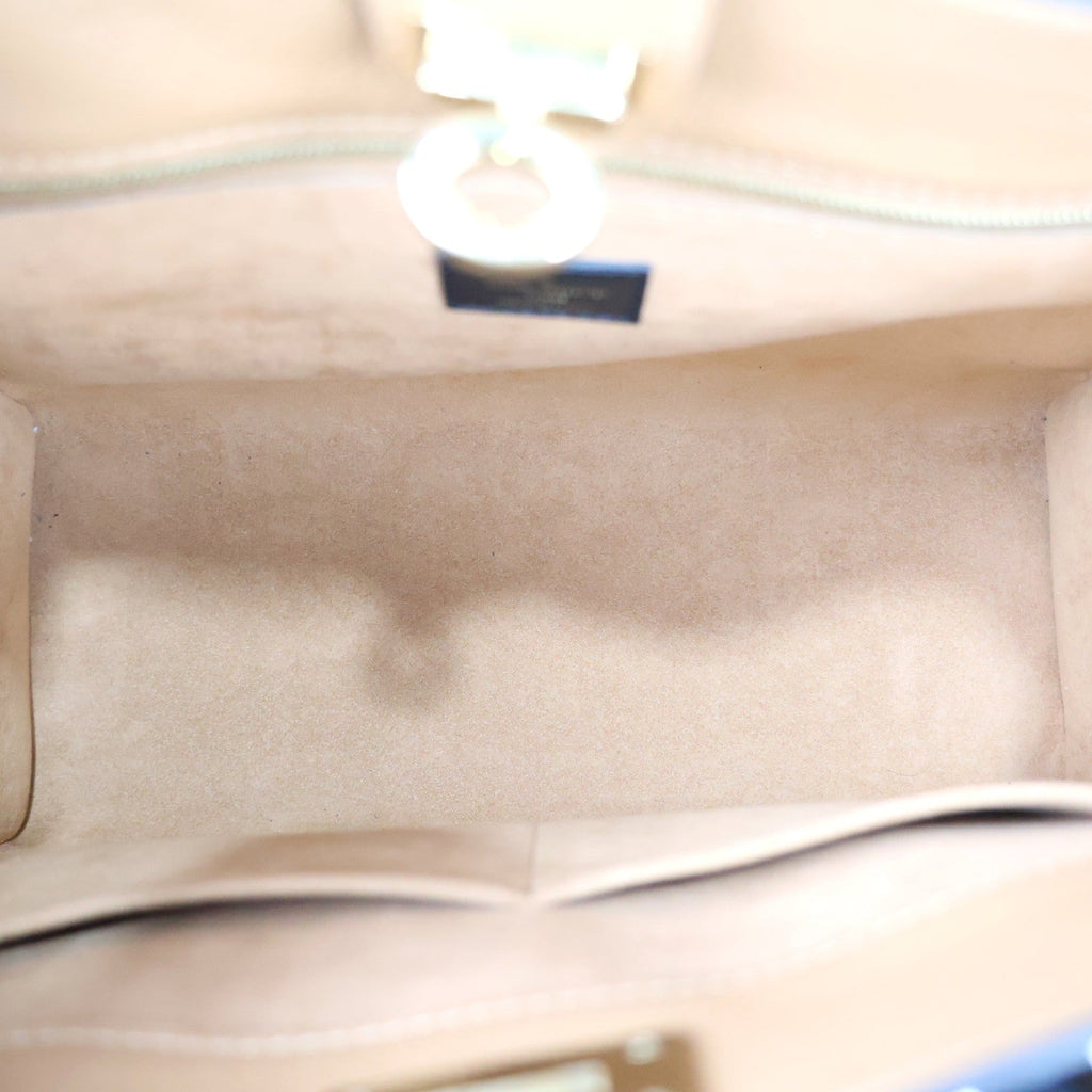 LOUIS VUITTON M53823 ON MY SIDE MM HANDBAG