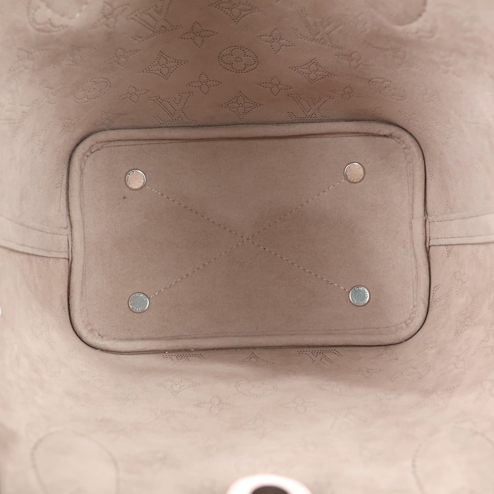 LOUIS VUITTON M23196 BLOSSOM PM HANDBAG