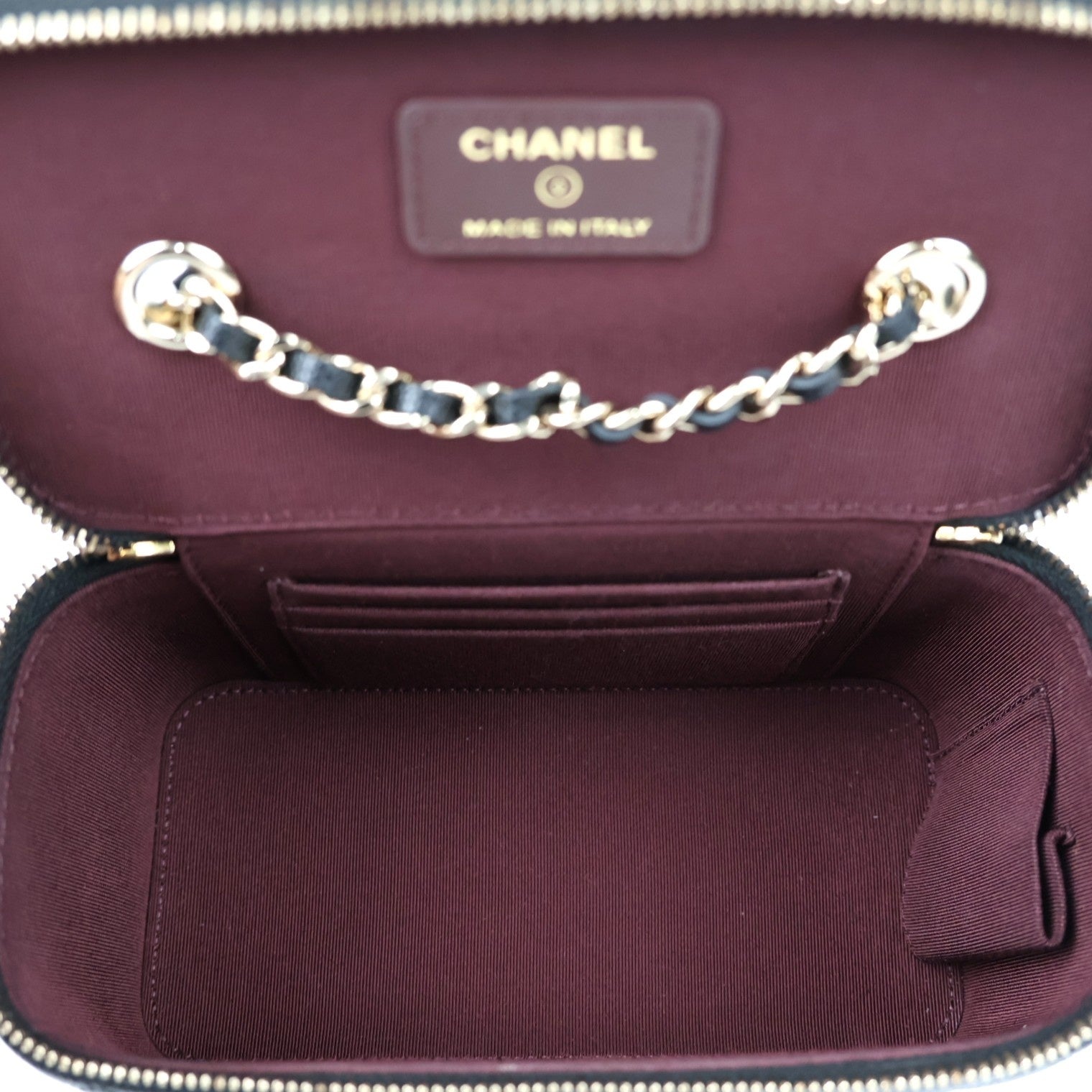 CHANEL AP1341 CLASSIC VANITY BAG