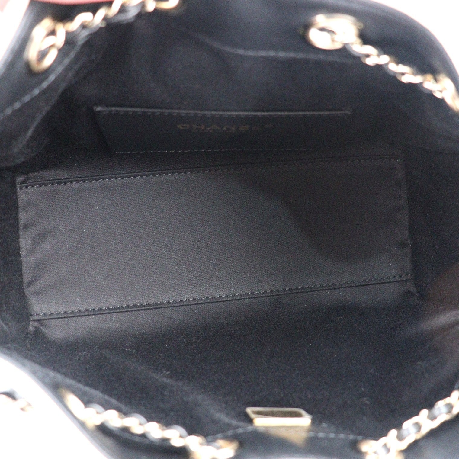 CHANEL AS5631 CHANEL 25 MINI SHOULDER BAG