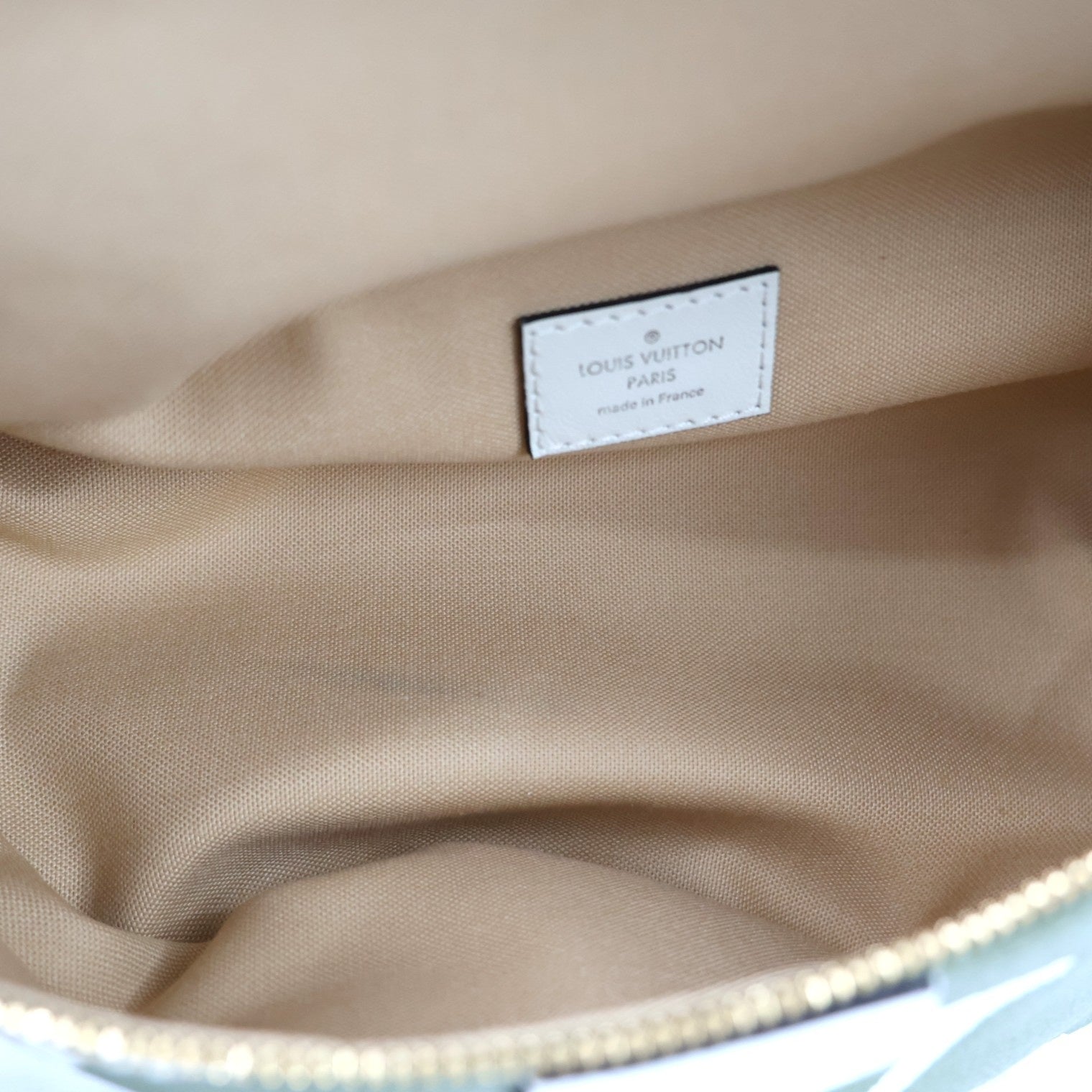 LOUIS VUITTON M44611 BUM BAG BODY BAG