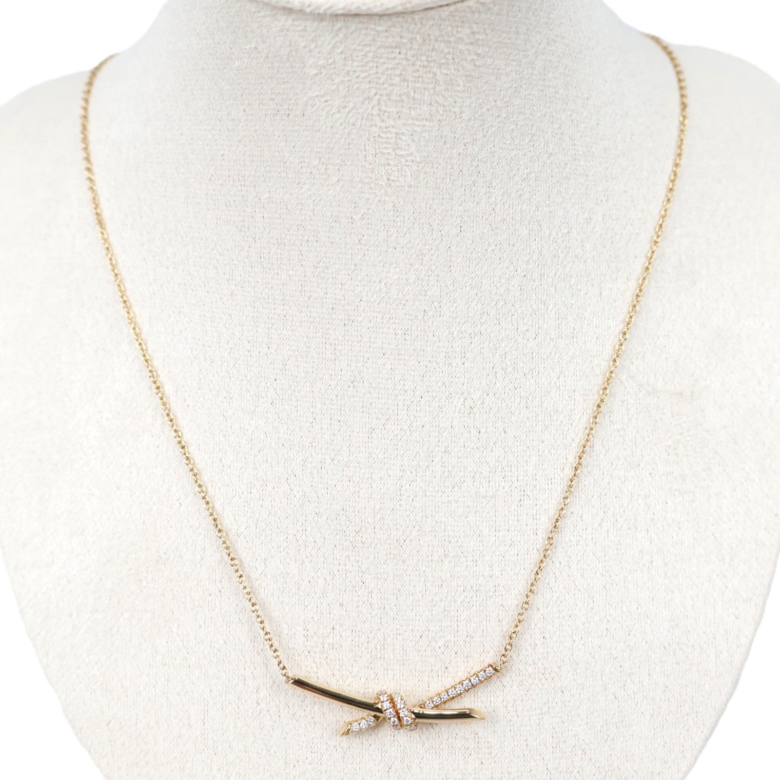 TIFFANY & Co. 68887216 Knot Necklace