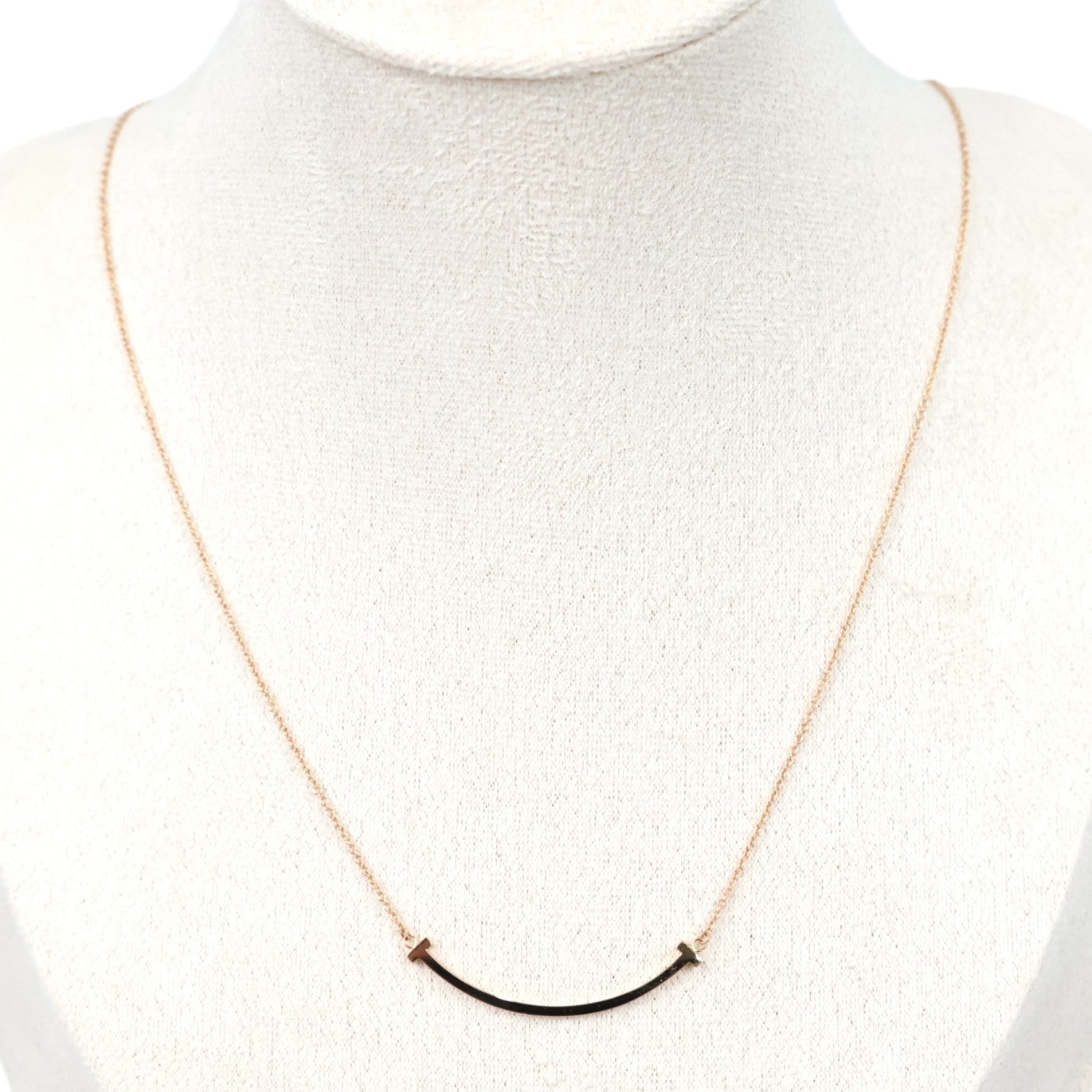 TIFFANY & Co. 60011678 T Smile Small Necklace