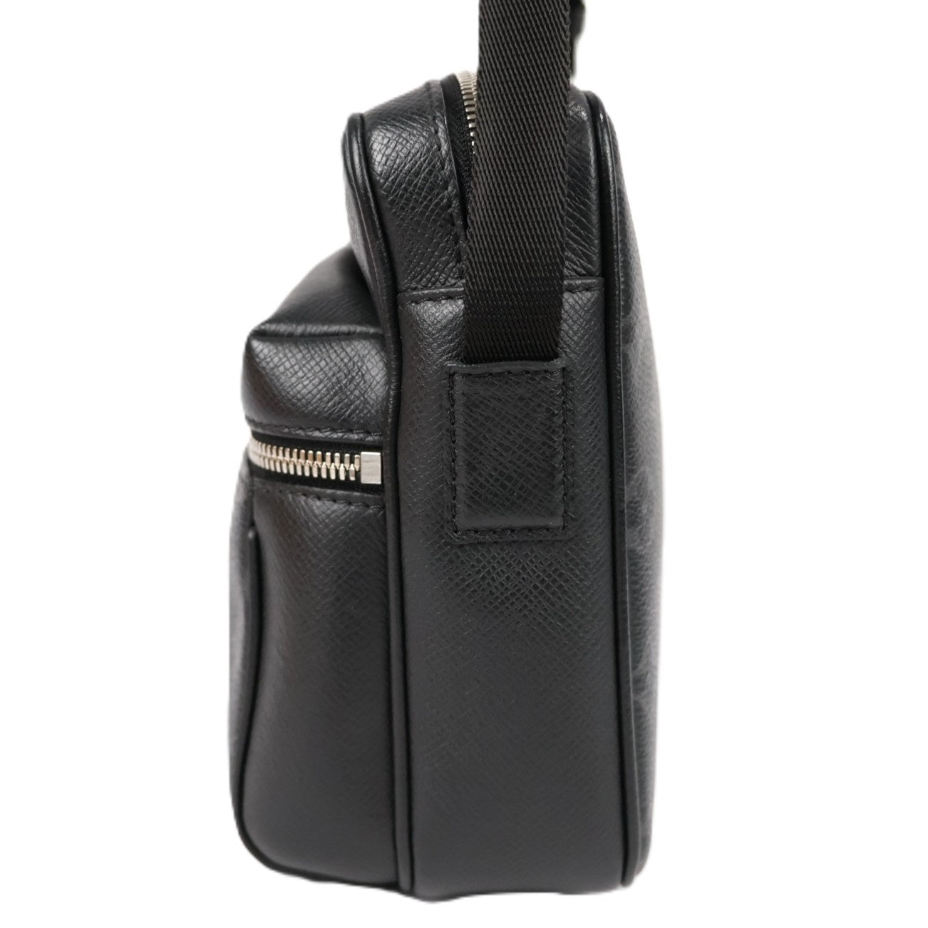 LOUIS VUITTON M30233 OUTDOOR MESSENGER PM CROSSBODY BAG