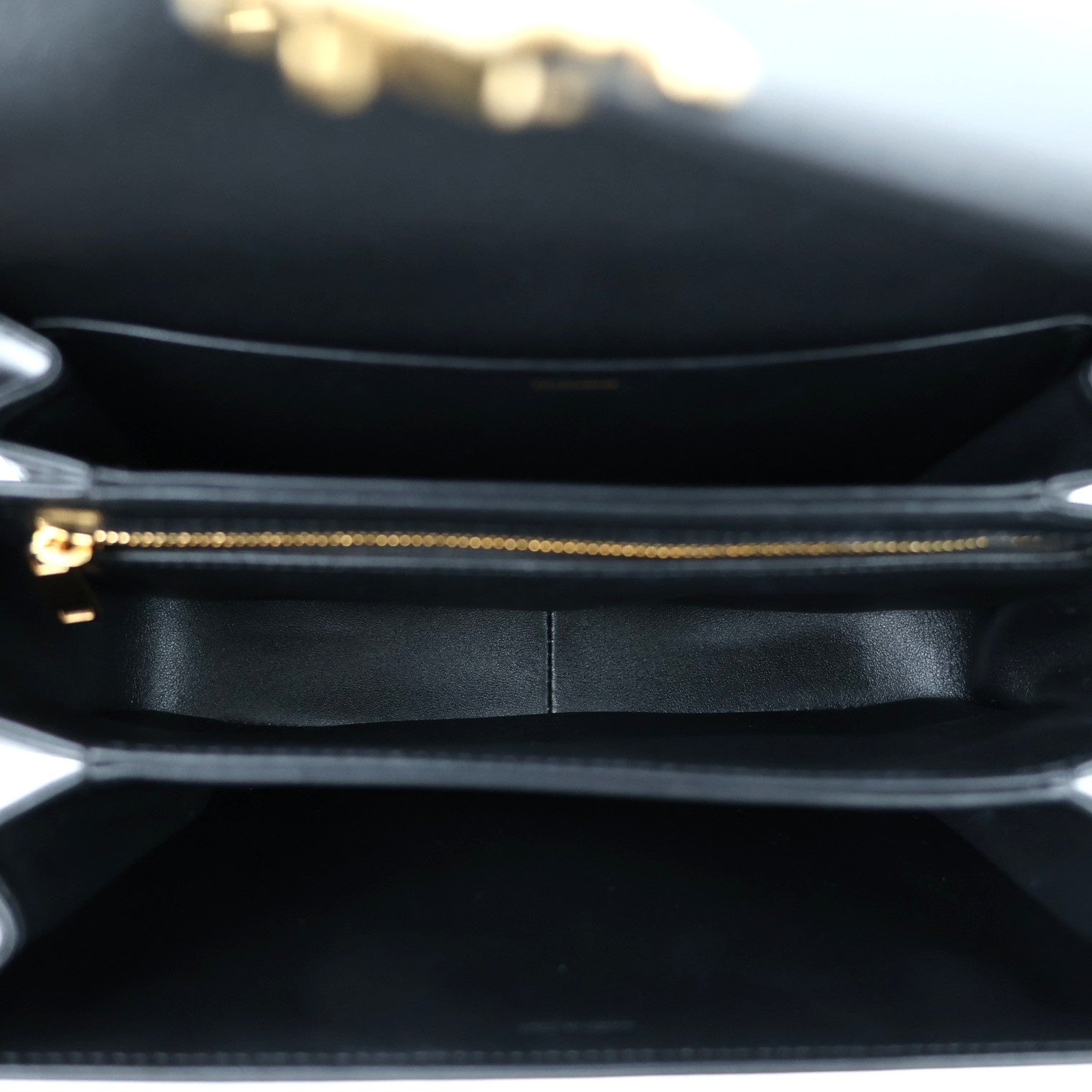 CELINE 187363BF4 CLASSIQUE TRIOMPHE CROSSBODY BAG