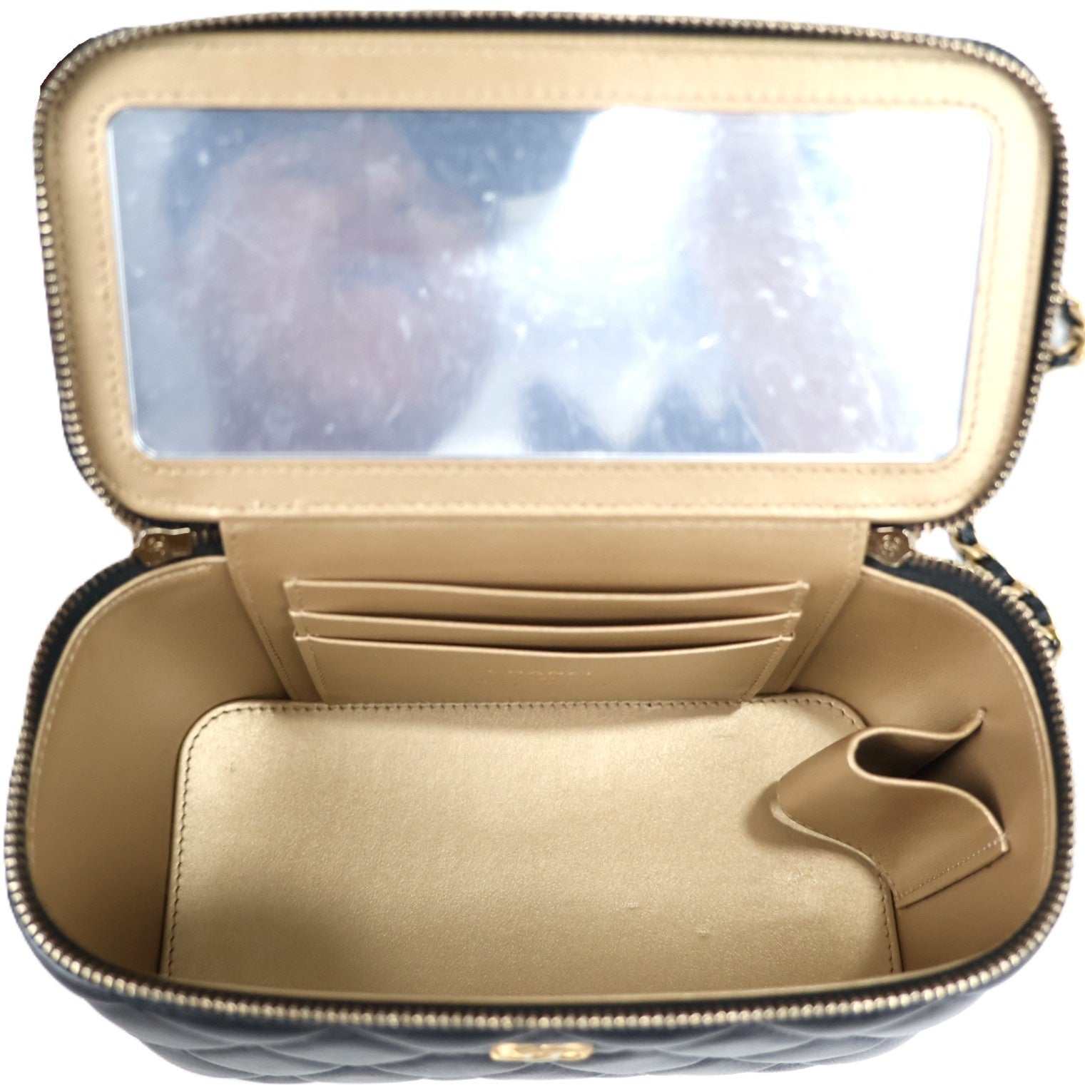 CHANEL AP2303 VANITY BAG