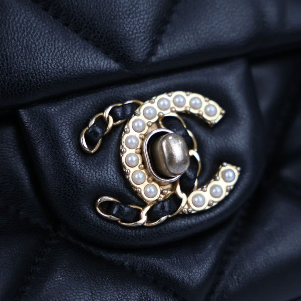 CHANEL AS2563 SHOULDER BAG