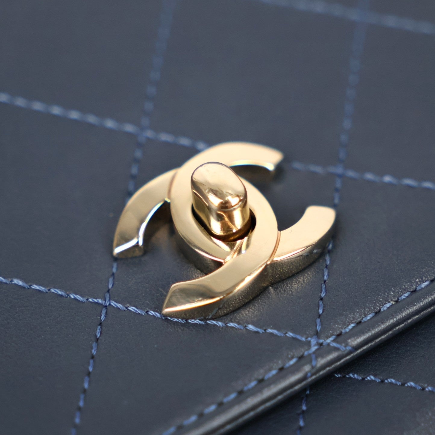 CHANEL SHOULDER BAG